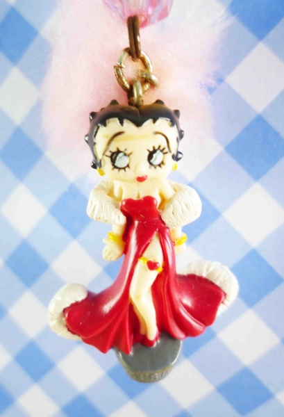 【震撼精品百貨】Betty Boop 貝蒂~手機吊飾-禮服(毛球圓珠)
