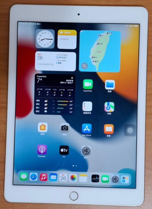 二手金色 Apple iPad Air 2 WiFi 16G, 外觀9.5成新, 功能及電池正常