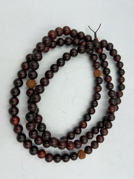 大師級檀木巨珠:1.8公分108顆佛珠,感受手感之王