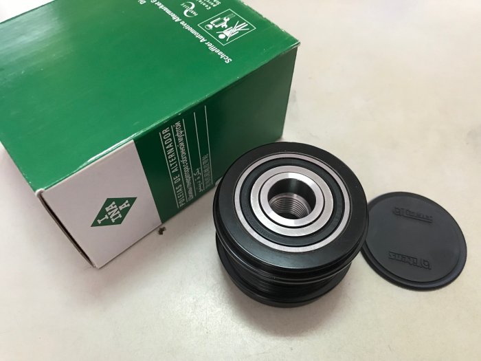 發電機單向軸承皮帶盤 FORD FOCUS 柴油 12-