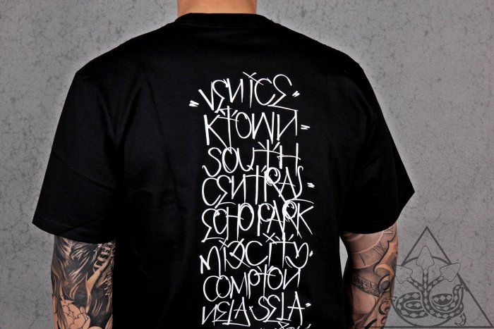 HYDRA】Stussy x Born x Raised Handstyles Tee 塗鴉字體短T HYDRA】Stussy x Born x Raised Handstyles Tee 塗鴉字體短T