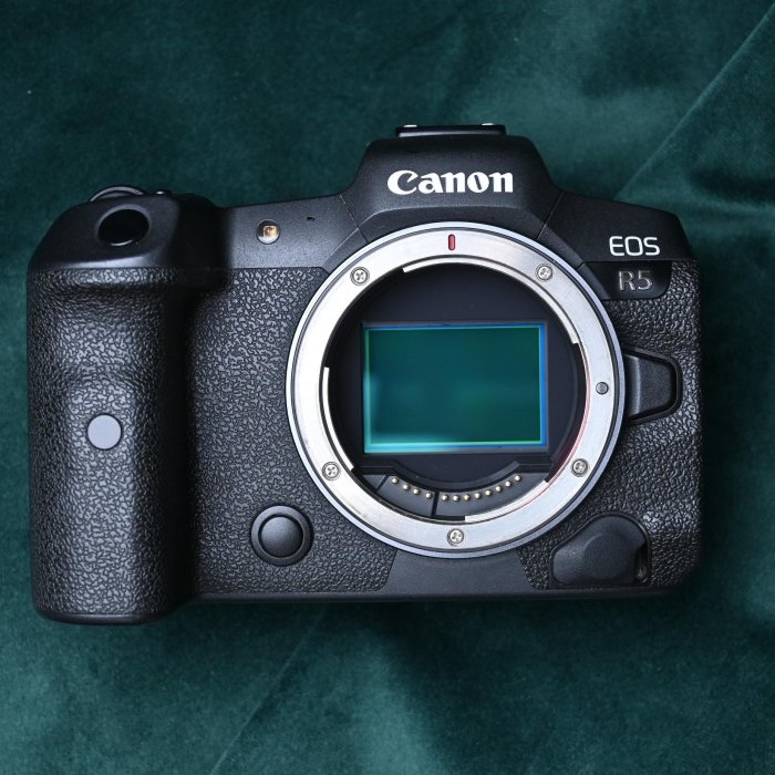 Canon EOS R5 二代 相機機身二手九成新 熐亮機身 熱靴微損 眼罩破 9 新肥貓評級 全片幅 微單相機 相機本體
