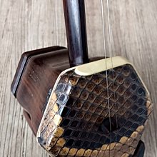 胡涵柔製作 未使用 明清老紅木 龍、鳳凰螺鈿 湾頭二胡2 胡涵柔製作 未使用 明清老紅木 龍、鳳凰螺鈿 湾頭二胡2 胡涵柔