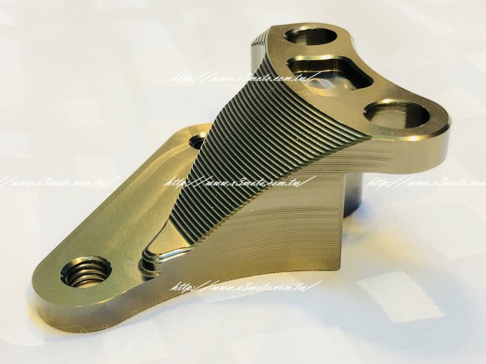 KAWASAKI NINJA400 忍者400 Z400 BREMBO 對四卡鉗 CNC 卡鉗轉接座 卡鉗座 2018+