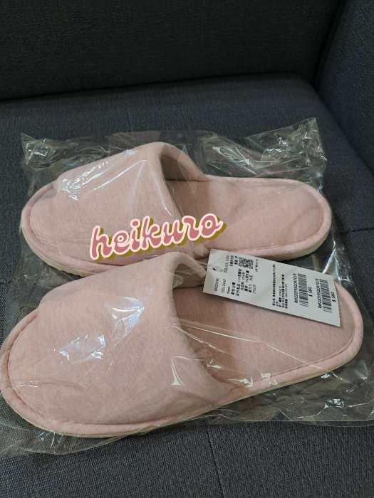 ＊黑酷黑店＊全新【台灣專櫃貨】ROOTS home 有機棉室內拖鞋(粉紅色)--台灣製造