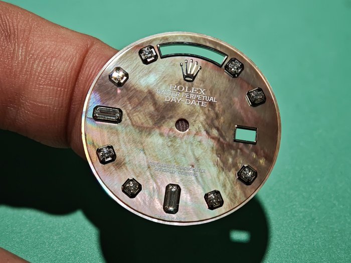 【單售面盤】ROLEX勞力士極罕見原裝黑蝶貝母包臺十鑽面(大顆鑽)18039 18239 118239 等都可用