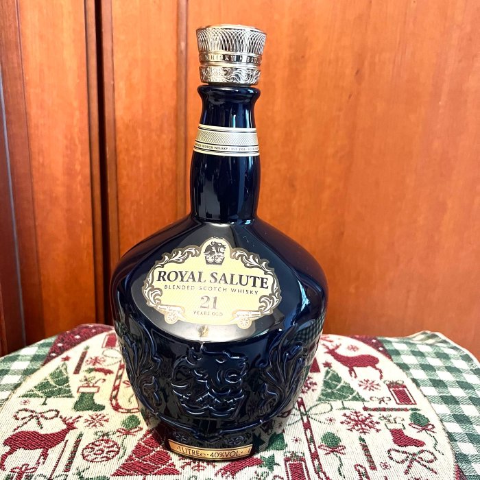 ROYAL SALUTE皇家禮炮21年威士忌空酒瓶（1L)/多用途空瓶/空洋酒瓶/陶瓷酒瓶/裝飾/容器/花瓶/收藏/酒瓶/水瓶