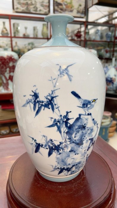 景德鎮青花五彩花瓶，涂玉平老師力作《春韻》，純手工繪製，發色純正