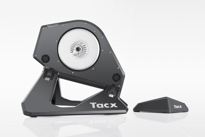 TACX NEO SMART T2800 タックス ネオスマート ZWIFT Tacx Neo Smart 購入 | 設定とレビュー – ゆるふ