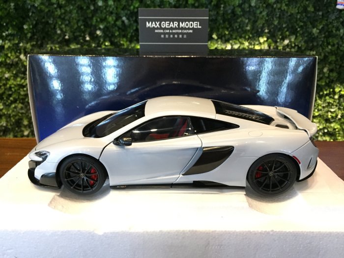 AUTOart 76046 1/18 マクラーレン 675LT ホワイト Amazon | オートアート(AUTOart) 1/18 マクラーレン 675 LT