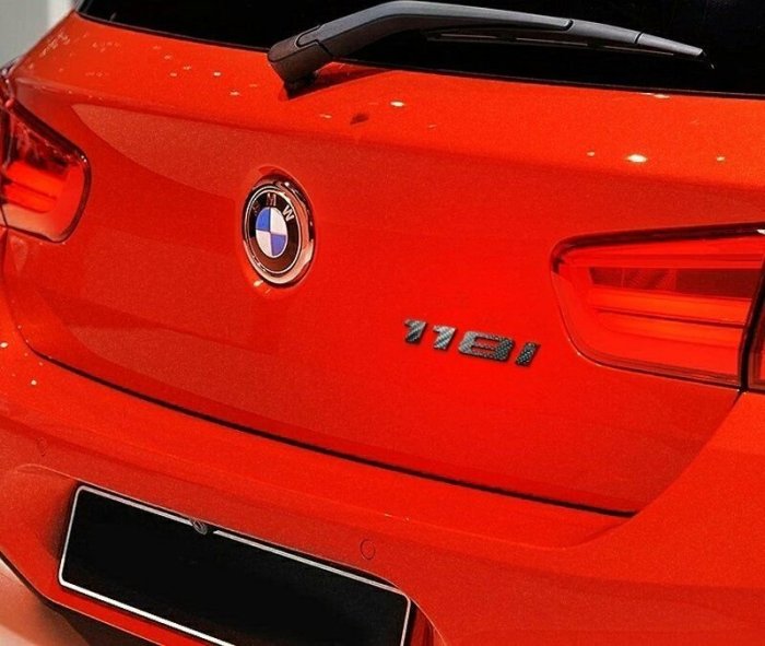 BMW純正改裝碳纖維車體型號尾標118i 120i 116i 125i 130i 135i