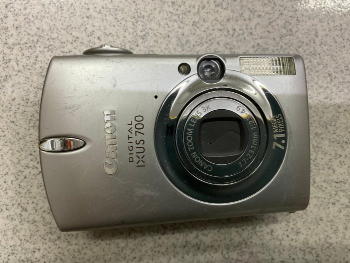 Canon IXUS 700 功能都正常有保固一年| Yahoo拍賣