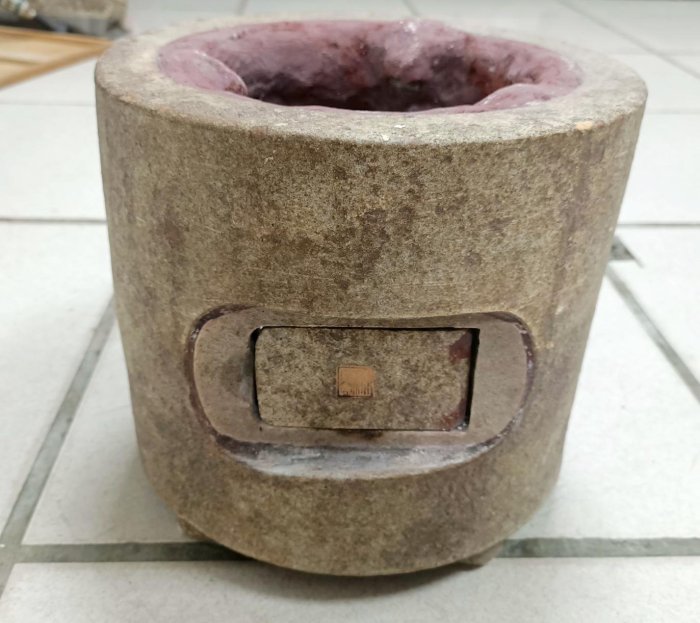 桃園國際二手貨中心(收藏品出清)------鶯歌陶藝大師 名家 陳啟南 火爐 陶製火爐