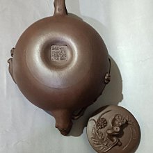 岩如堂茶器」徐春平（高級工藝美術） 紫砂葡萄松鼠壺| Yahoo拍賣
