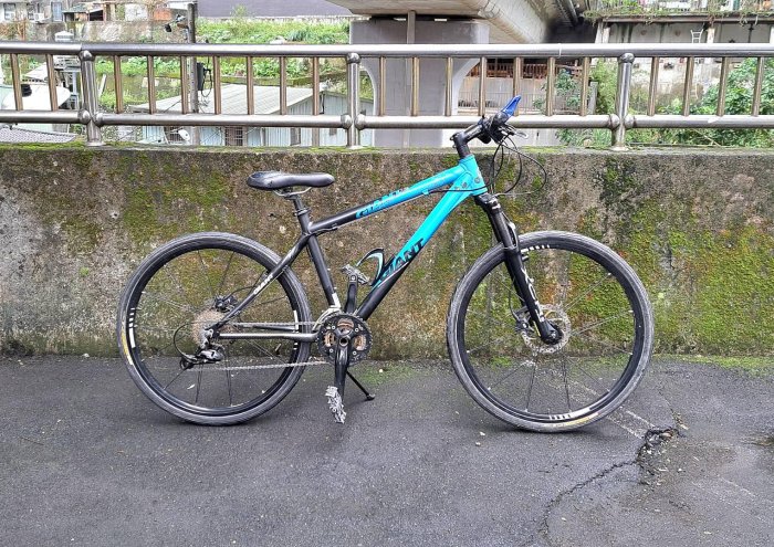 二手~捷安特 XTC HB3 鋁合金+碳纖維 26吋 27速 S號車架 越野車 平把登山車 避震自行車