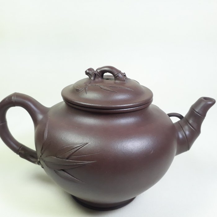 宜興紫砂 37eb136c-7a5b-4df4-af60-