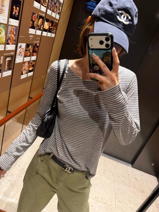 ． NL Select Shop ．復古細條紋V領長袖上衣