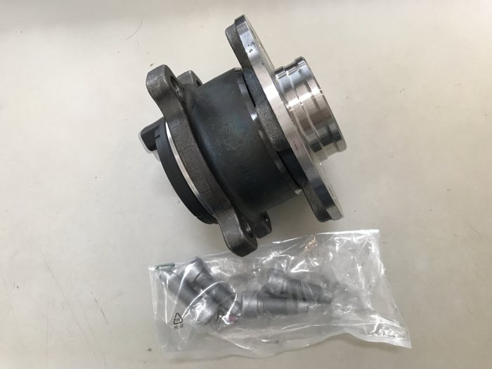 SKF 後輪軸承 VOLVO V40 13-19 不含感應器