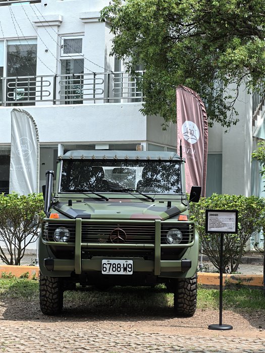 290GD “正規軍車”