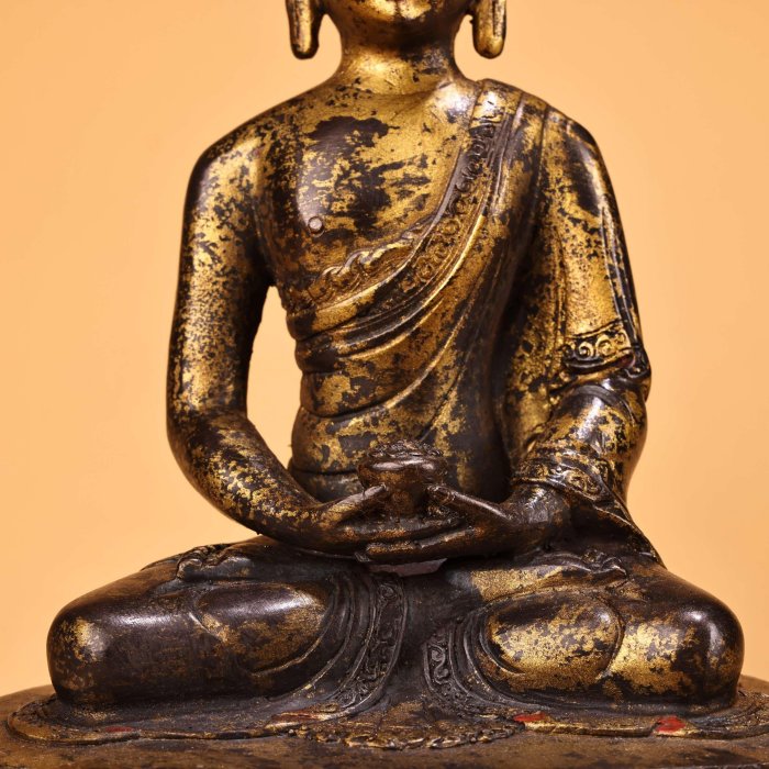旧蔵 清 純銅 全銅 高浮彫鏨刻泥金 無量壽仏 仏像 奉納されていた 供養