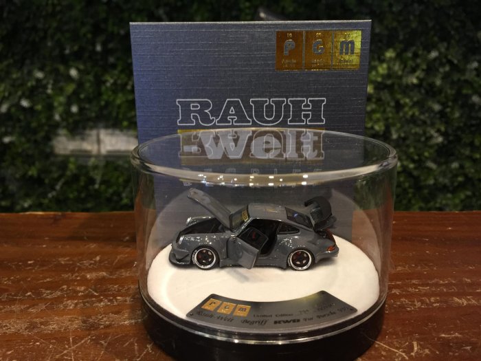 PGM 1/64 RWB 930 セメントグレー PGM 1:64 Porsche RWB 930 Cement Grey (2 Versions) – Horizon