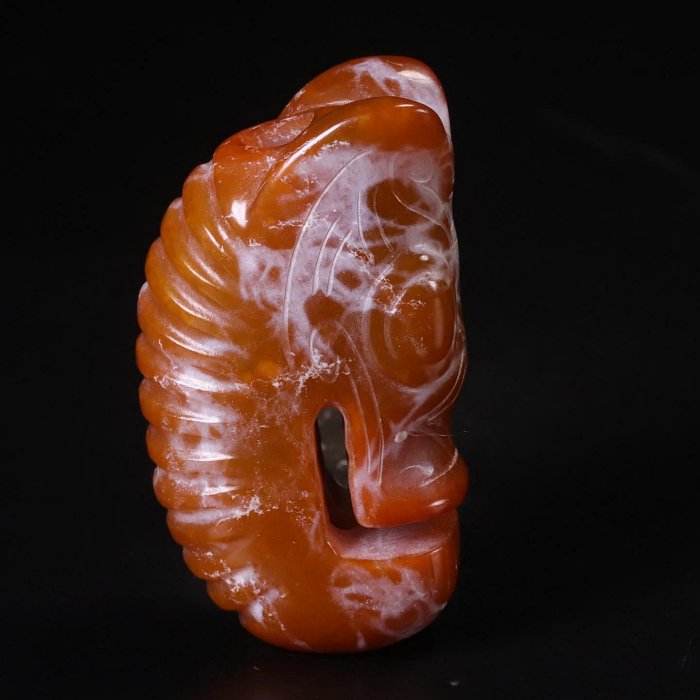 良渚石器玉文化掛件尺寸：4.9x2.7x1.7cm重32克NO1830 古玉擺件和田玉