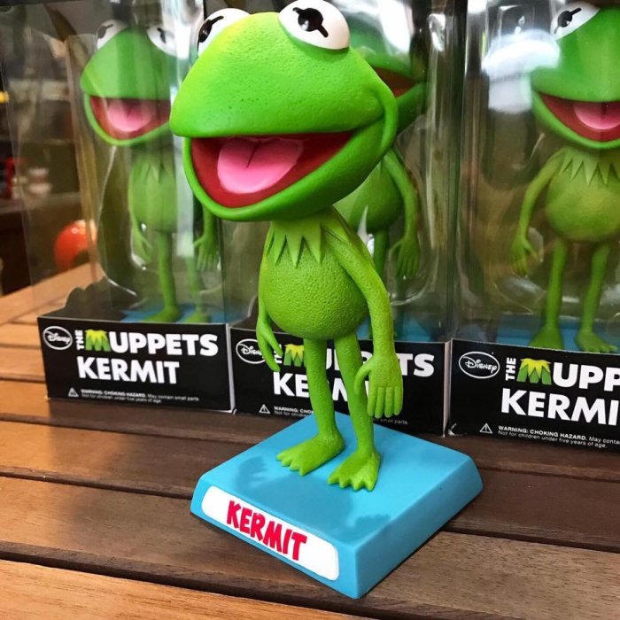 I LOVE樂多) FUNKO WACKY WOBBLER The Muppets Kermit 科米蛙搖頭公仔