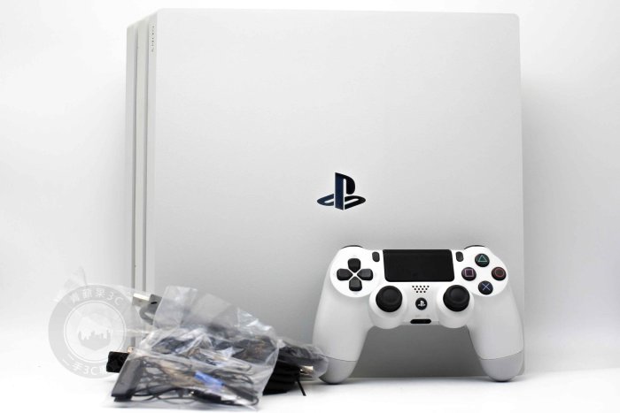 台南橙市3C】Sony PlayStation 4 PS4 PRO 7117B 1TB 白色版本:12 二手