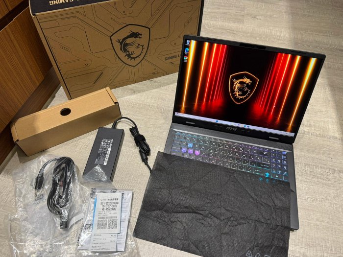 MSI Crosshair A16 HX D7WGKG R9-7945HX RTX5070 電競筆電 二手筆電 ROG