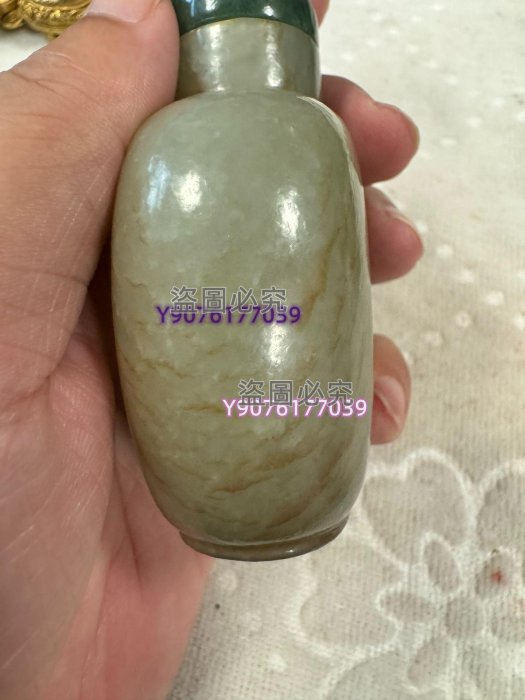 特少清代蒙古和田玉大煙壺蒙古大煙壺一般都是瑪瑙的和田玉及老物件舊貨