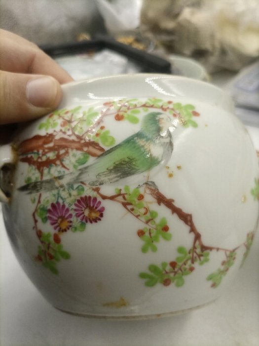花鳥粥罐 花鳥粥罐 精美民國粉彩花鳥粥罐，品相完好如初， GANG釉彩
