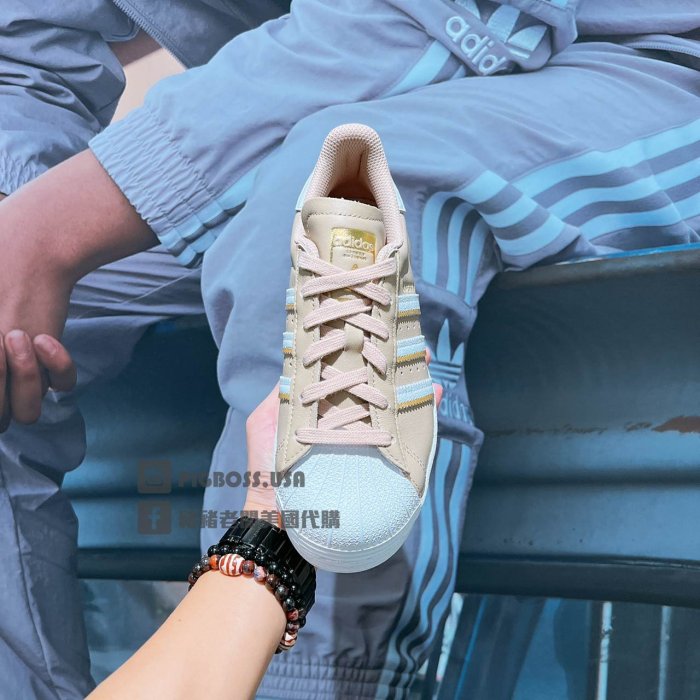 adidas gazelle silver green womens ADIDAS Vintage Superstar black and white JQ3254 main image 0