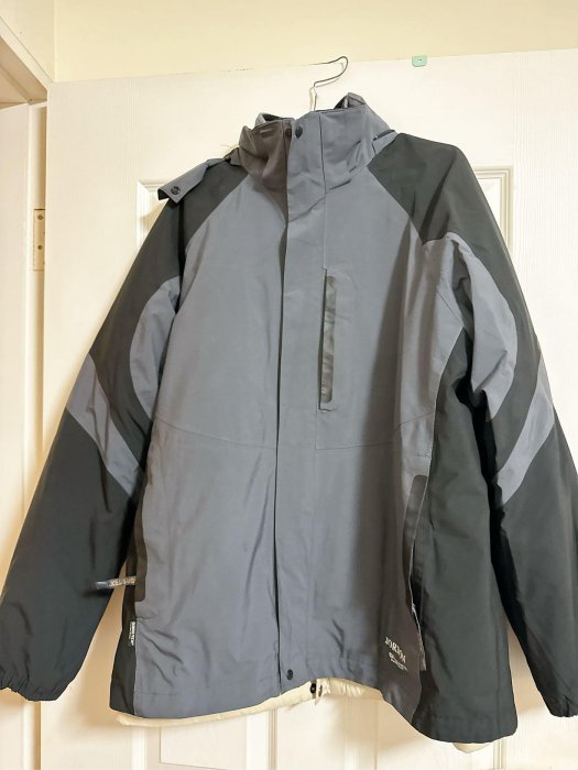 二手 JORDON GORE-TEX冬天保暖外套三件組（可當雪衣外套）