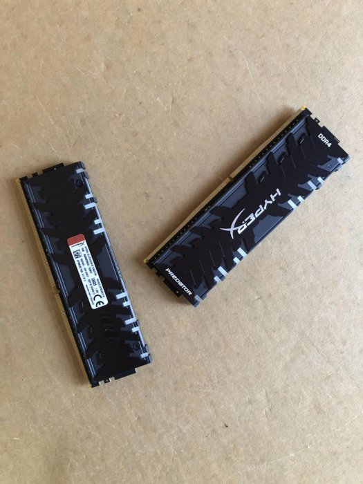 金士頓 Kingston Predator 反叛者 RGB DDR4 3200 8GBx2 桌上型記憶體