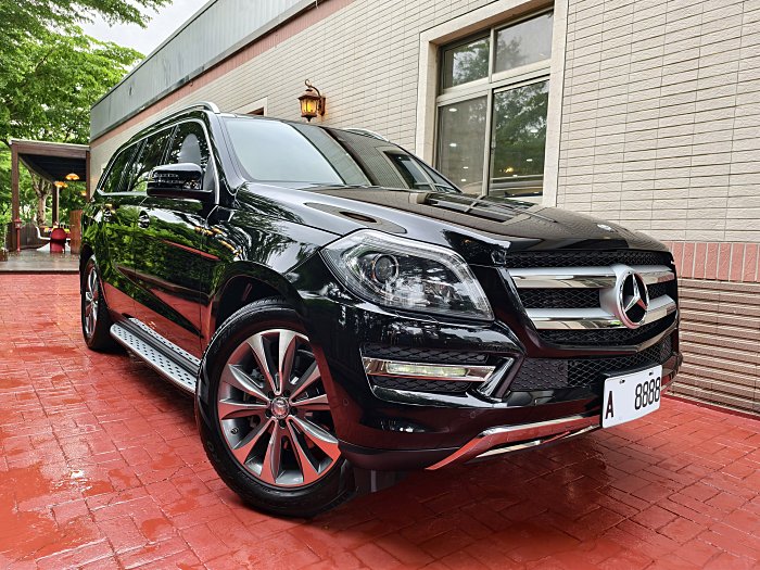 【七期市政】心無界 力無疆 - GL350d 4MATIC 七人座至尊旗艦