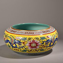 中国古美術・旧蔵の磁器・琺瑯彩粉彩鎏金瓷器筆洗・置物・書道具・文房具・紅木箱付 手繪琺瑯彩粉彩鎏金瓷器筆洗畫工精湛款式器型精美重460克00125212 【秦