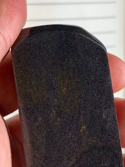嚴選老壽山牛角凍石，72.26.26mm 精緻尺寸，結實光潤，色澤豐富