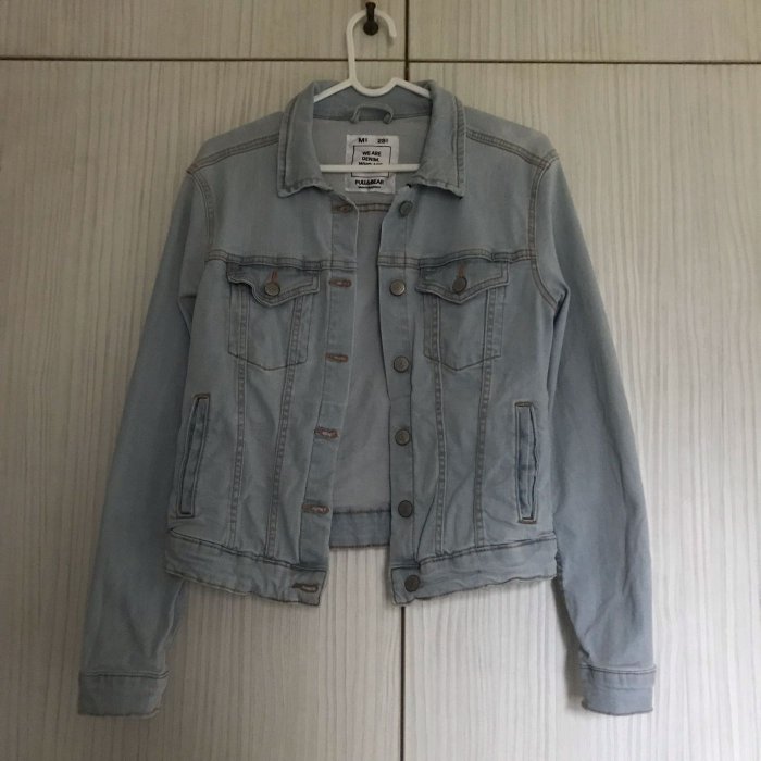 PULL&BEAR淺藍牛仔外套