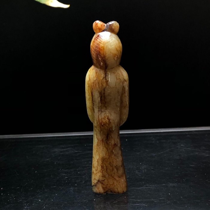 漢代玉人古玉人，玉料超級純！漢代的玉器在琢玉的技法和造型上是不斷的