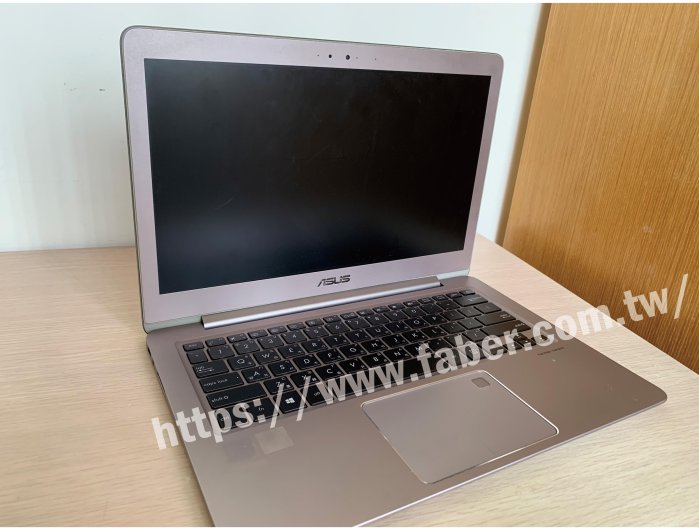 二手筆電ASUS UX330C(附充電線)