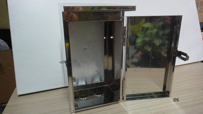 {水電材料行} 1連 304 白鐵箱 不銹鋼 不鏽鋼 電表箱 開關箱 防水箱 電錶箱 分電箱 電信箱 保險箱
