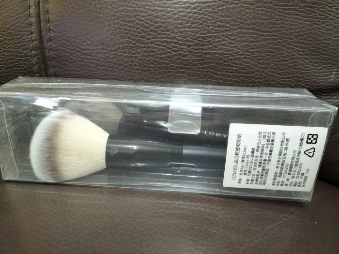 佳麗寶LUNASOL晶巧輕透蜜粉刷*全新