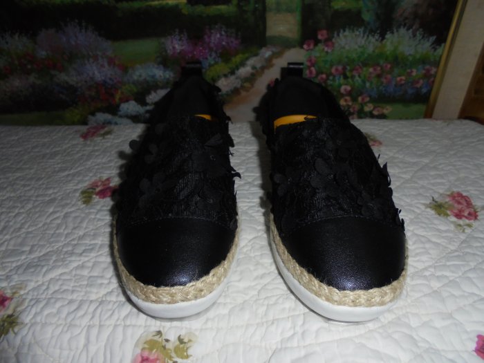 浪漫滿屋 女鞋系列*HANNFORT休閒鞋 .帆布鞋.平底鞋.各類鞋款......4