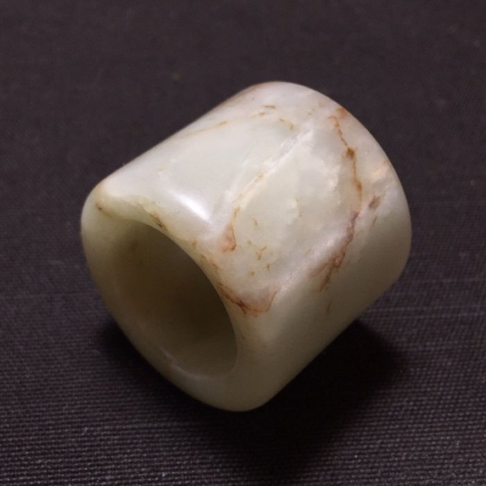 古文房具 本物和田玉 原石 手彫 清代 蟠螭出郭紋 筆添 玉硯 置物 文鎮 古文房具 本物和田玉 原石 手彫 清代 蟠螭出郭紋 筆