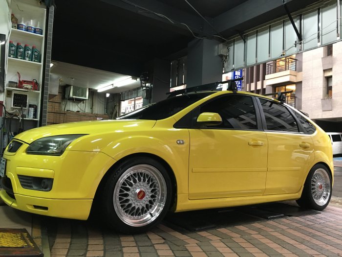 全新外銷類BBS RS 17吋鋁圈 一組四個20000元五孔108 福特 ford focus mondeo volvo