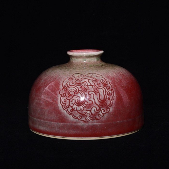 清康熙年制豇豆紅釉暗刻紋太白尊，高10x12.5厘米～119184古玩收藏擺件