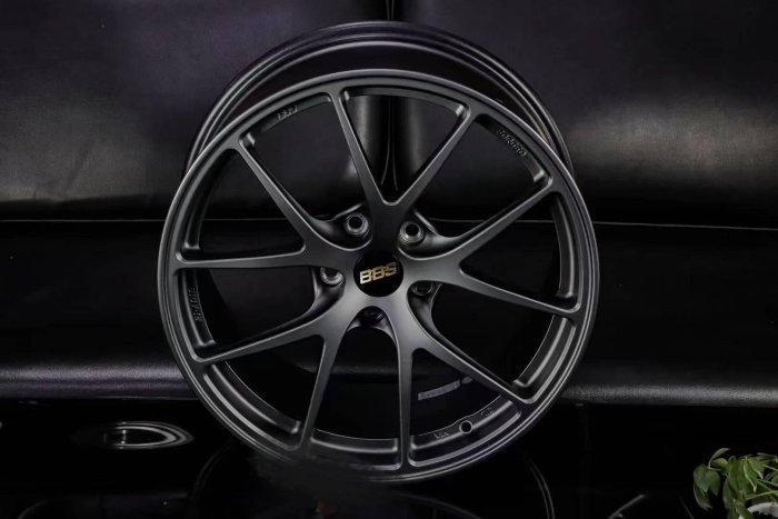 【YGAUTO】【現貨】全新正品 BBS RIA 18吋 稀有規格 5x108 合適 Focus V40 V60 S80