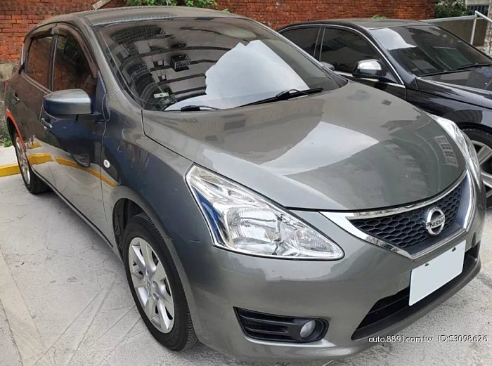 NISSAN TIIDA 5D 2015年 | 魔術大空間 限量優惠出清 KK