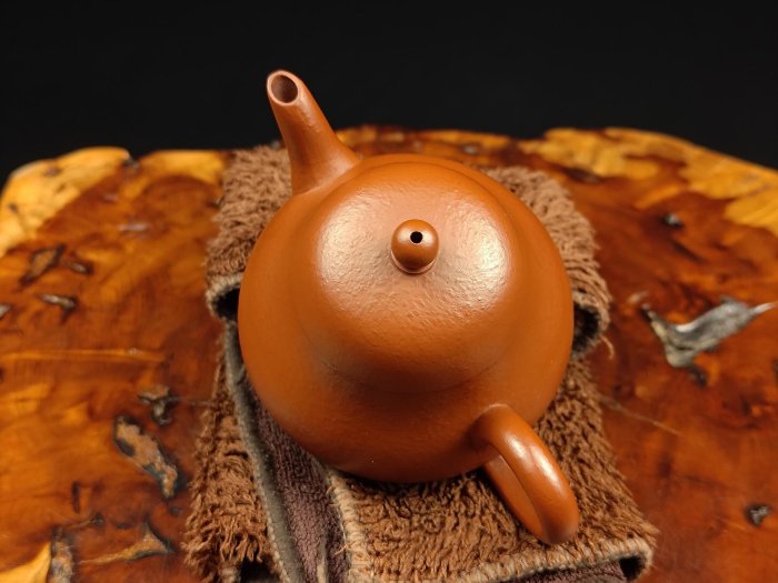 壺風茶道~23267《宜興紫砂梨皮朱泥薄胎梨型壺》約160cc 宜興紫砂壺