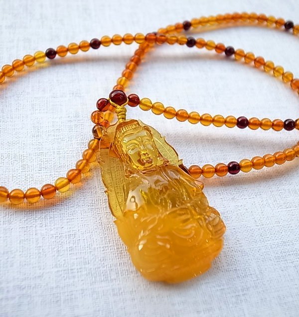 ☆采鑫天然寶石☆ *守護@一切平安* 頂級天然琥珀蜜蠟(Amber)墜~天然